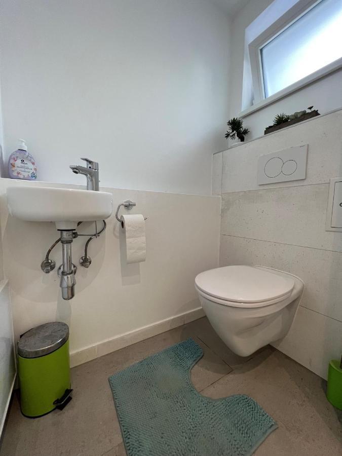 Charming Townhouse Directly By Metro Apartment เวียนนา ภายนอก รูปภาพ